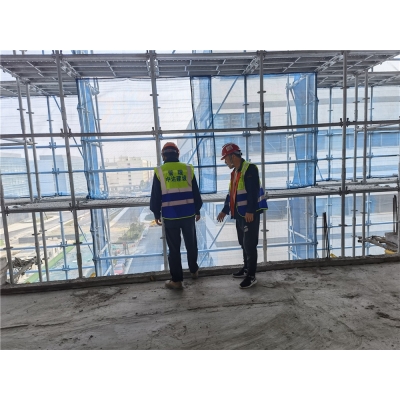 項目管理人員現(xiàn)場安全質(zhì)量檢查