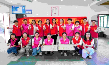 敬老院關愛老人